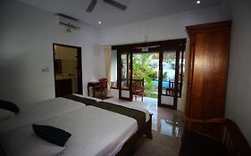 Pantai Bungalow